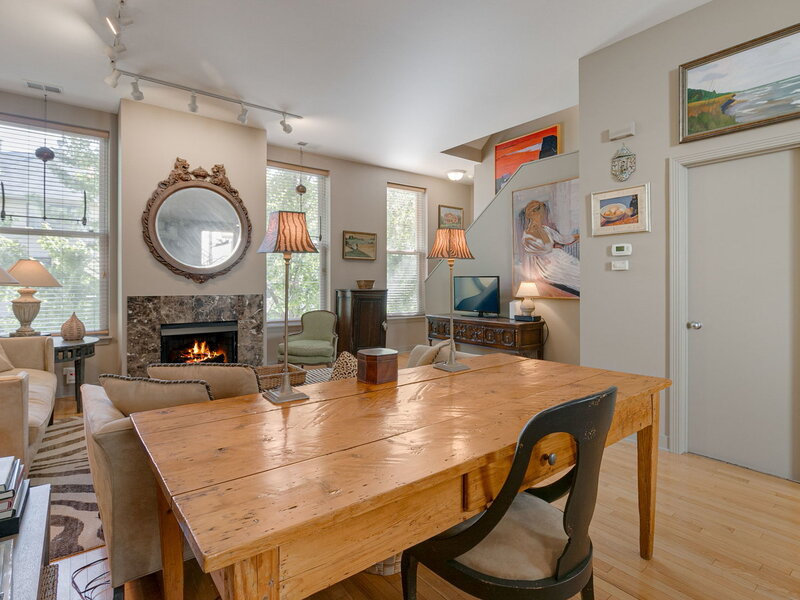 155 Whistler Road Highland Park IL 60035