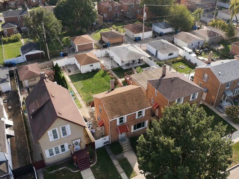 3321 W 83rd Place Chicago IL 60652