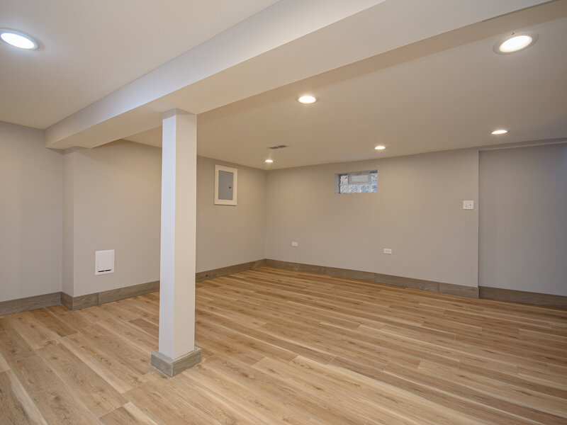 9605 S Greenwood Avenue Chicago IL 60628