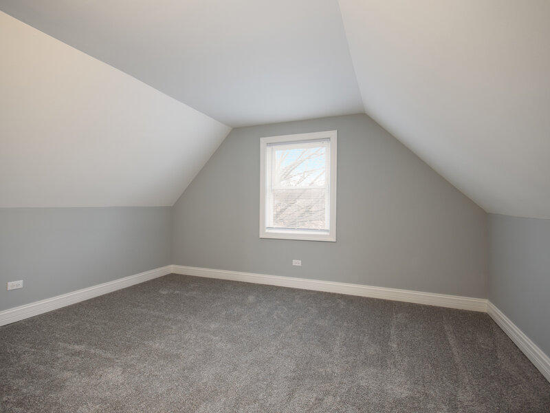 9605 S Greenwood Avenue Chicago IL 60628