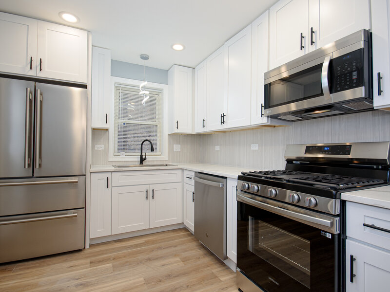 9605 S Greenwood Avenue Chicago IL 60628