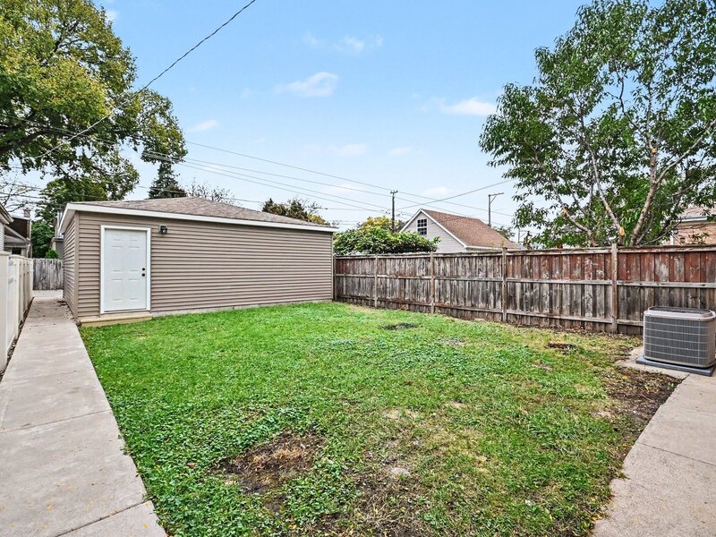 3440 N Plainfield Avenue Chicago IL 60634