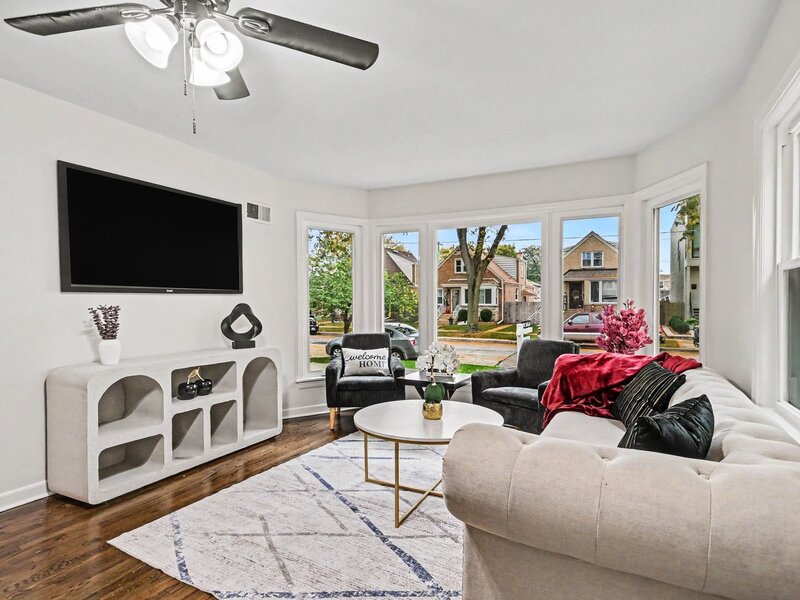 3440 N Plainfield Avenue Chicago IL 60634