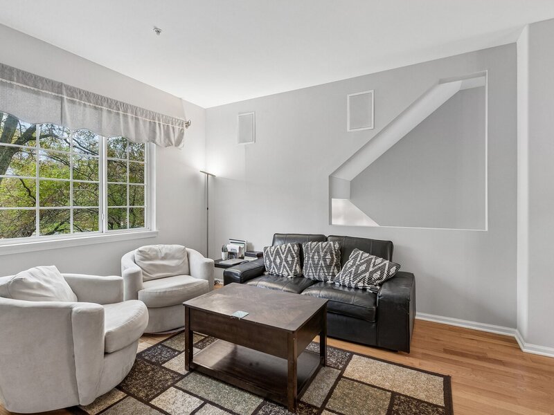 163 Lucerne Court Wheeling IL 60090