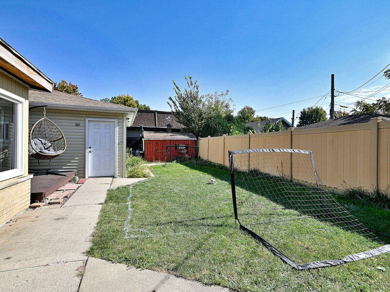 7167 N Ozanam Avenue Chicago IL 60631