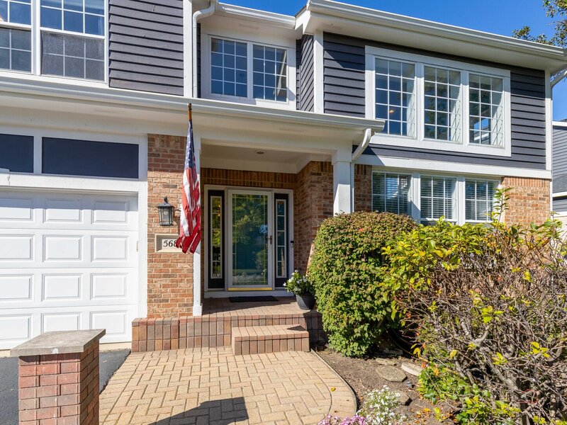 568 Crooked Stick Court Vernon Hills IL 60061