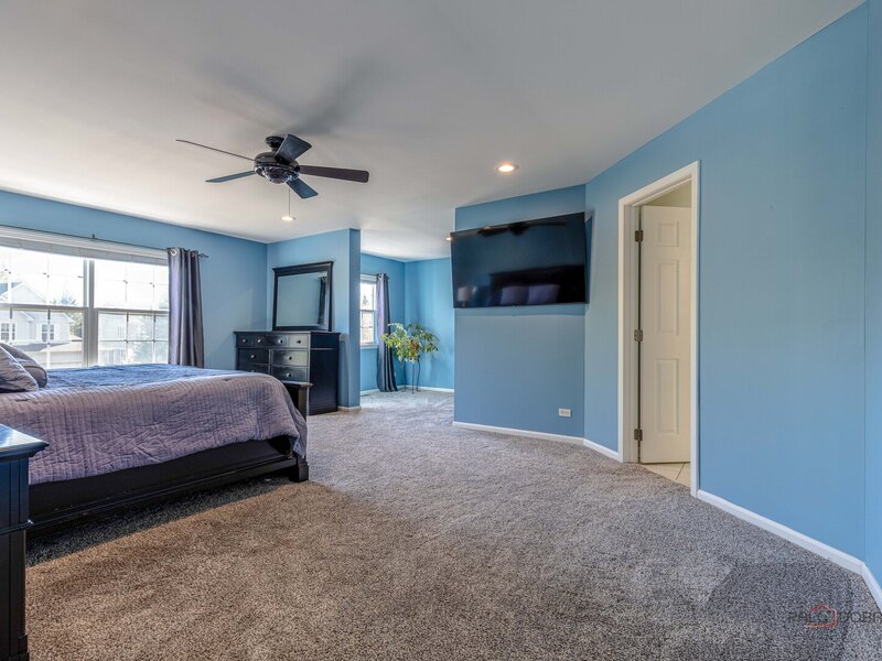 568 Crooked Stick Court Vernon Hills IL 60061