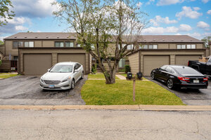 Photo of 175 Aberdeen Court Geneva IL 60134