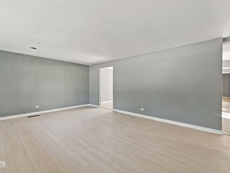 4671 185th Place Country Club Hills IL 60478