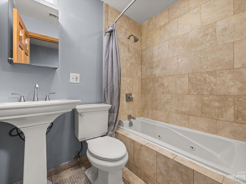 6137 S Kimbark Avenue Chicago IL 60637