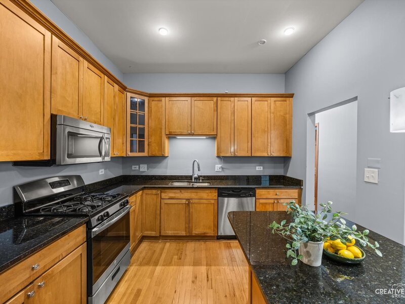 6137 S Kimbark Avenue Chicago IL 60637