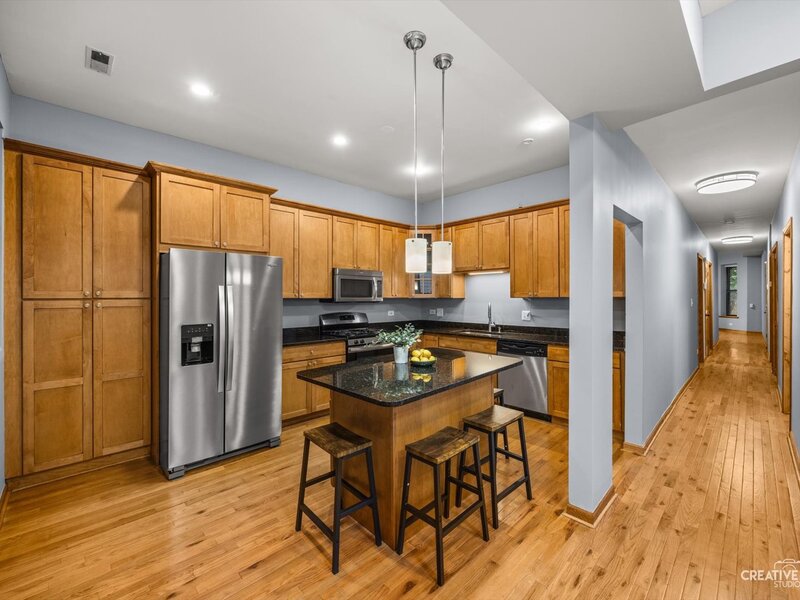 6137 S Kimbark Avenue Chicago IL 60637