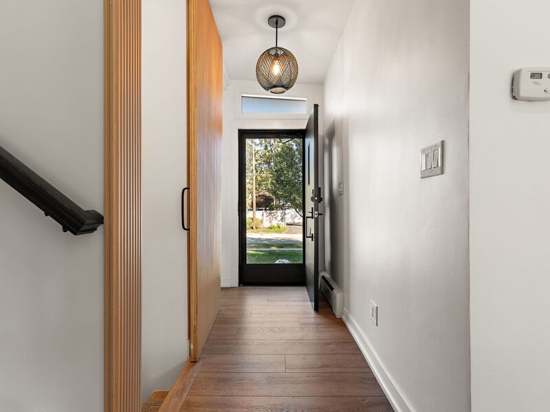 1412 35th Street Munster IN 46321