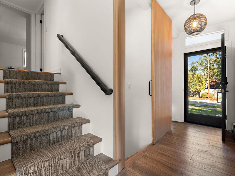 1412 35th Street Munster IN 46321