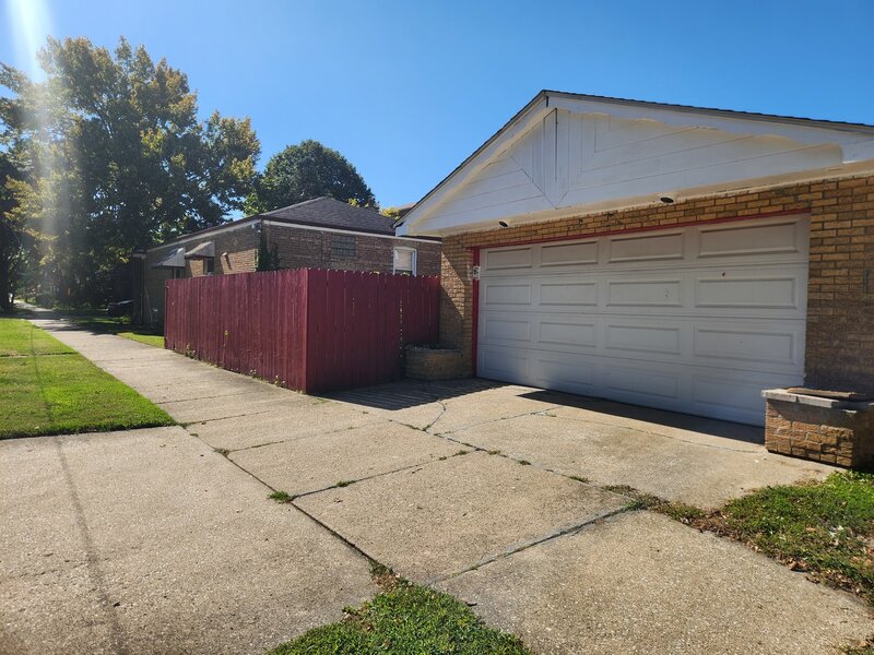 458 E 109th Street Chicago IL 60628
