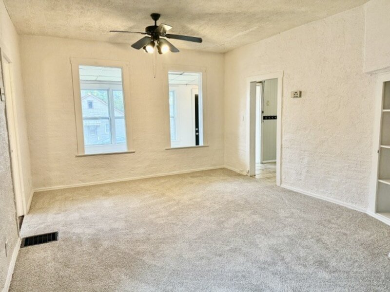723 6th Street Peru IL 61354