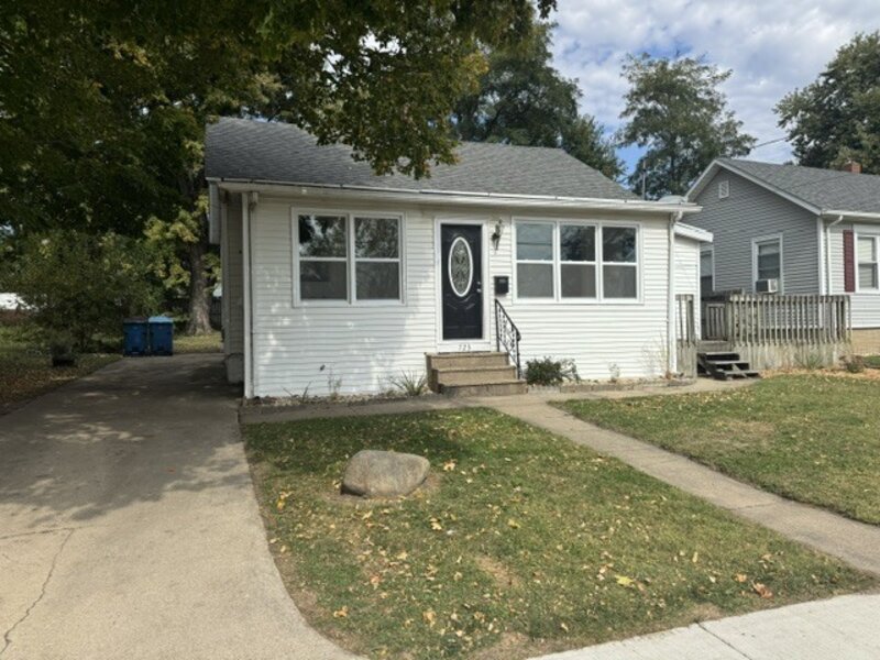 723 6th Street Peru IL 61354