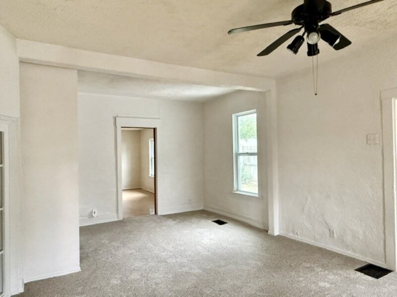 723 6th Street Peru IL 61354