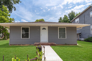 Photo of 103 S Forest Avenue Carbondale IL 62901