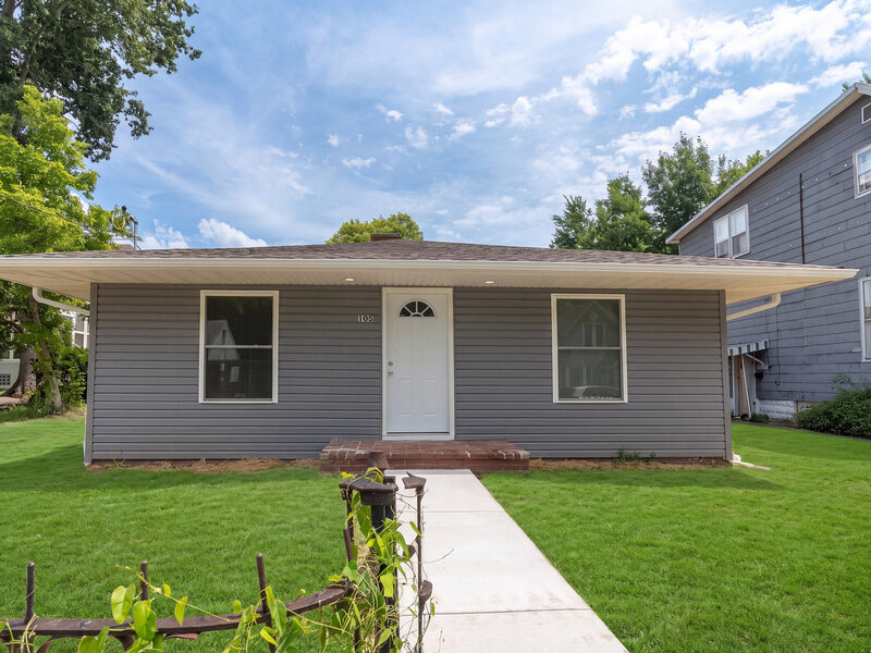 103 S Forest Avenue Carbondale IL 62901
