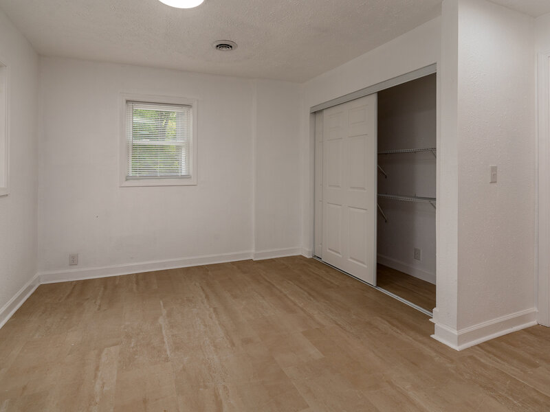 103 S Forest Avenue Carbondale IL 62901