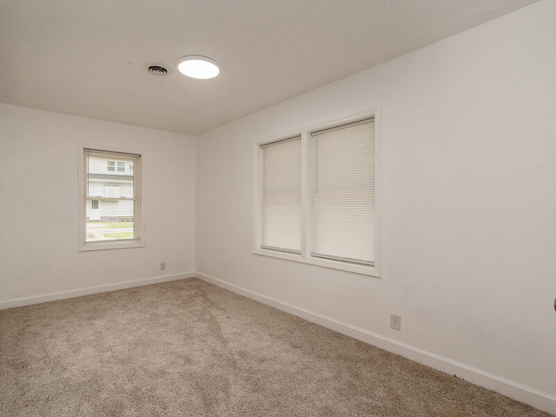 103 S Forest Avenue Carbondale IL 62901