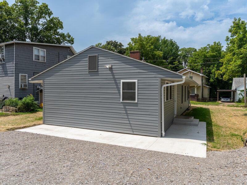 103 S Forest Avenue Carbondale IL 62901