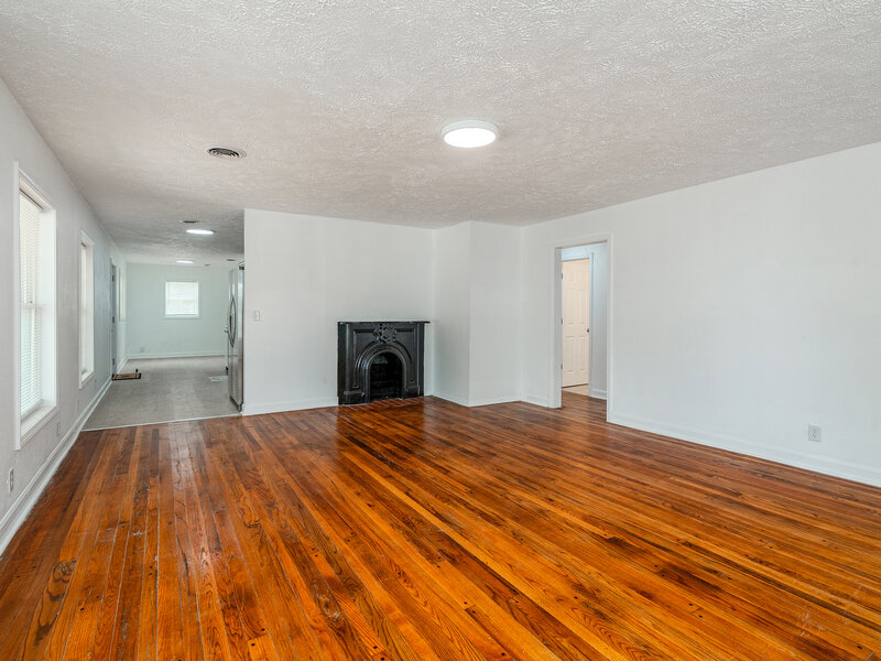 103 S Forest Avenue Carbondale IL 62901