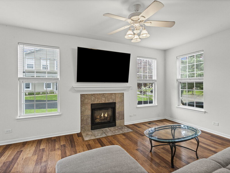 204 Belle Vue Court Sugar Grove IL 60554