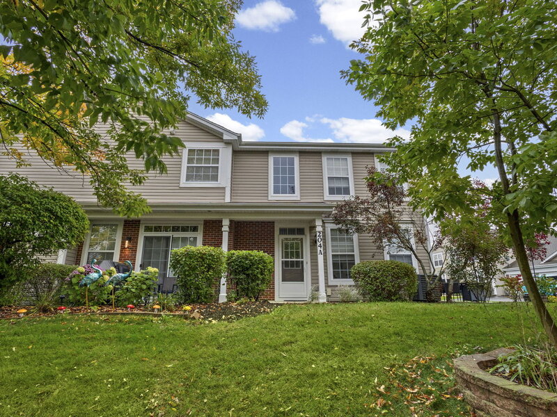 204 Belle Vue Court Sugar Grove IL 60554