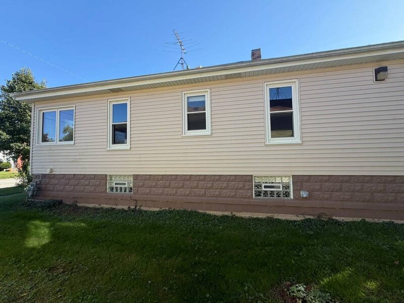 320 Blackstone Street Thornton IL 60476