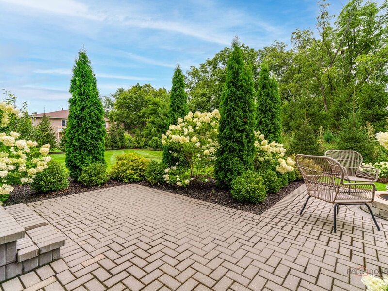 124 Lilly Court Indian Creek IL 60061