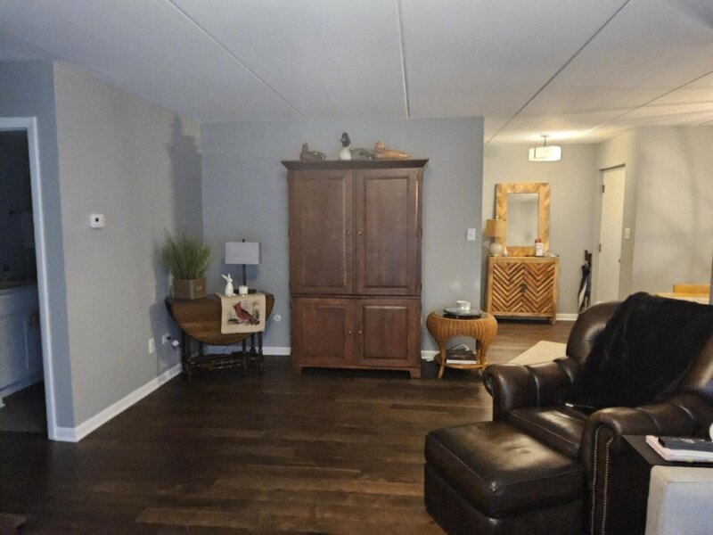 6212 N Lakepark Lane Willowbrook IL 60527