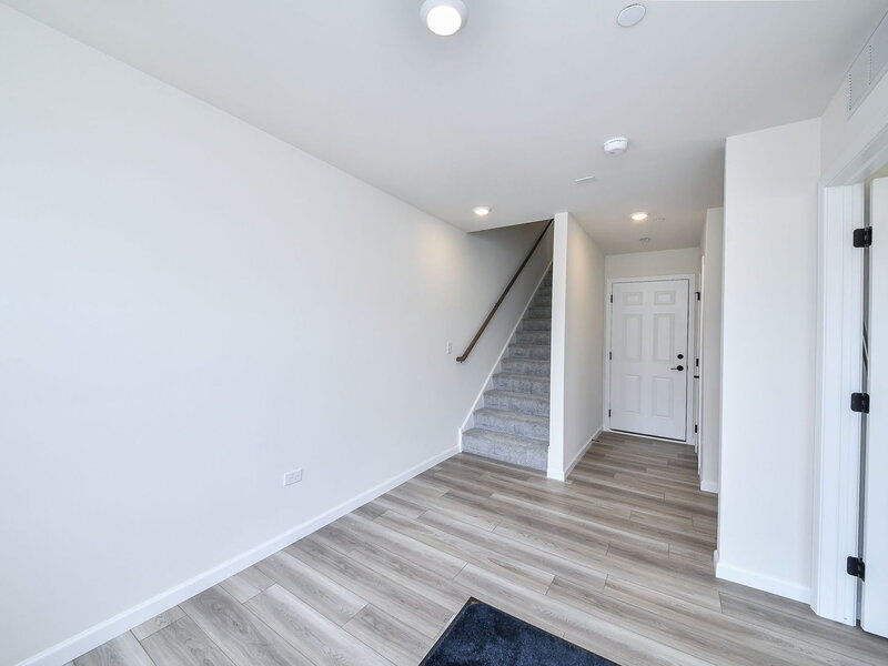 1708 Espacio Drive Naperville IL 60563
