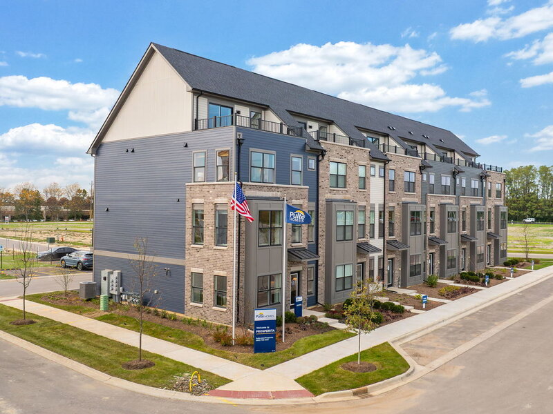 1708 Espacio Drive Naperville IL 60563