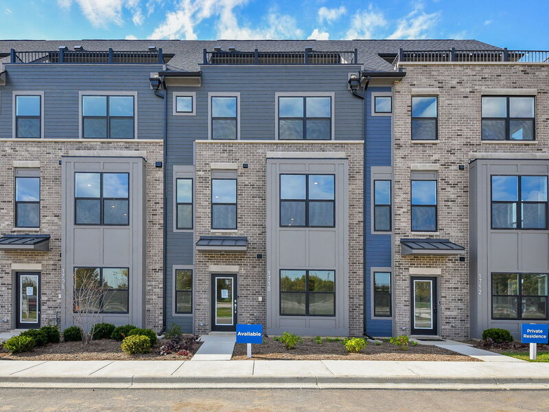 1710 Espacio Drive Naperville IL 60563