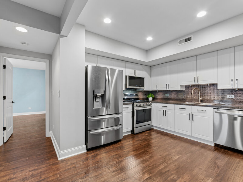 635 Perrie Drive Elk Grove Village IL 60007