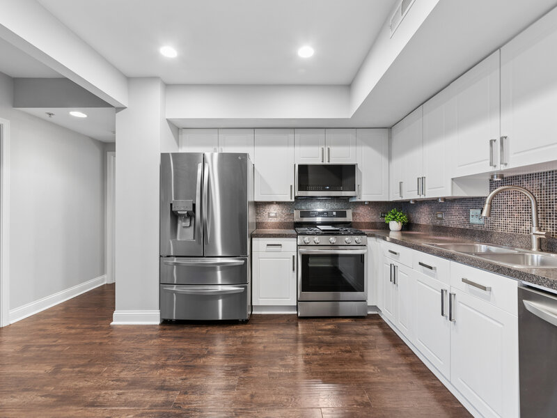 635 Perrie Drive Elk Grove Village IL 60007
