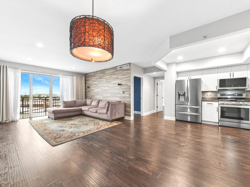 635 Perrie Drive Elk Grove Village IL 60007