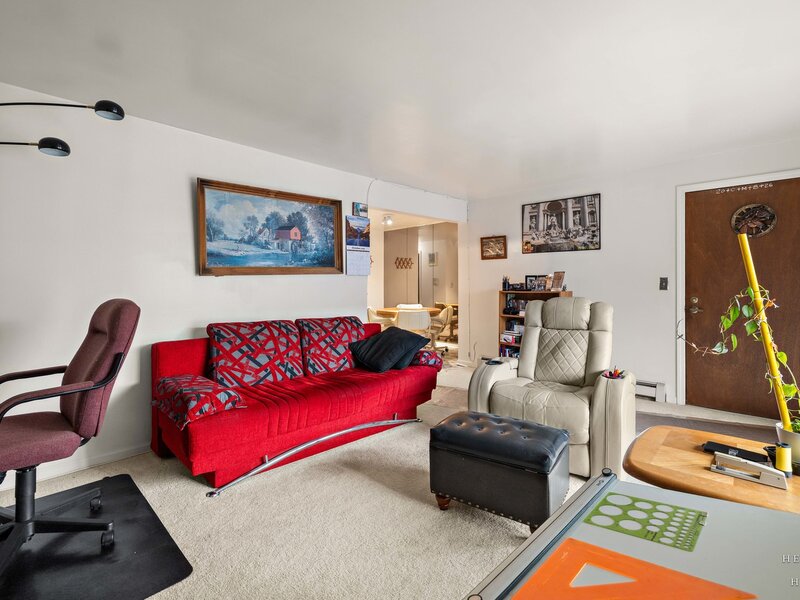 8519 W Catherine Avenue Chicago IL 60656