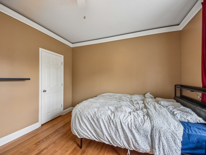 4321 N Drake Avenue Chicago IL 60618