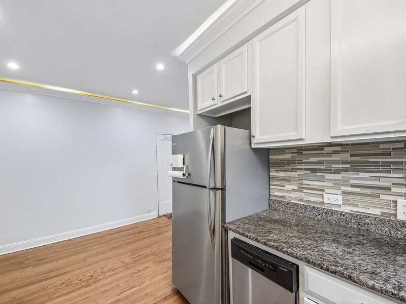 4321 N Drake Avenue Chicago IL 60618