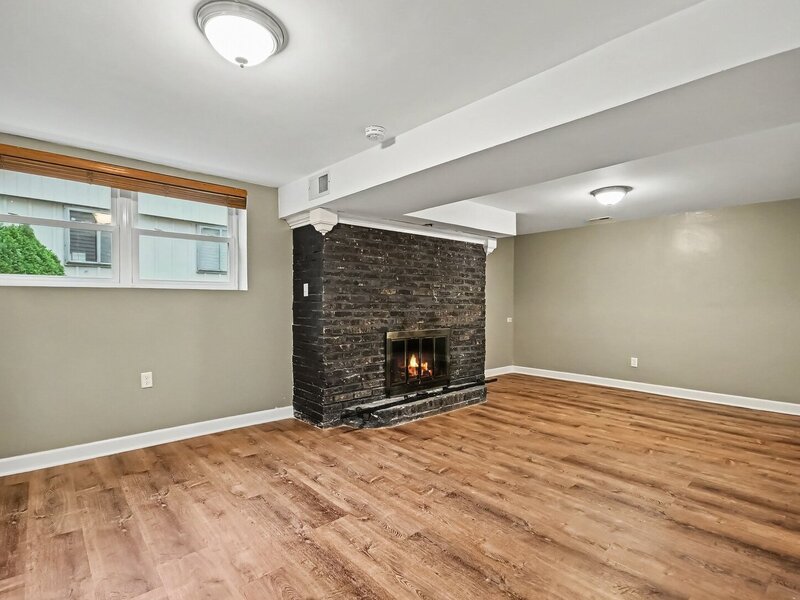 614 Oriole Drive Streamwood IL 60107