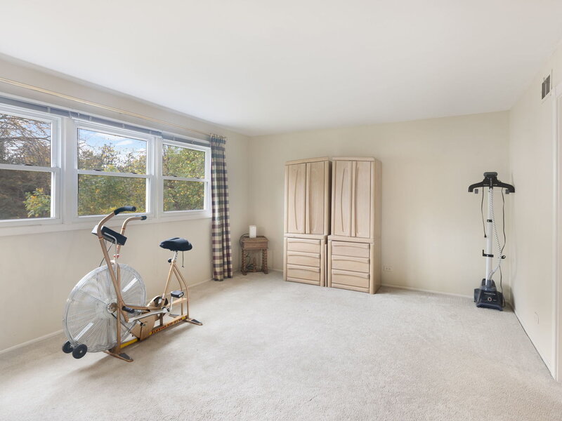 983 Bosworthfield Road Barrington IL 60010