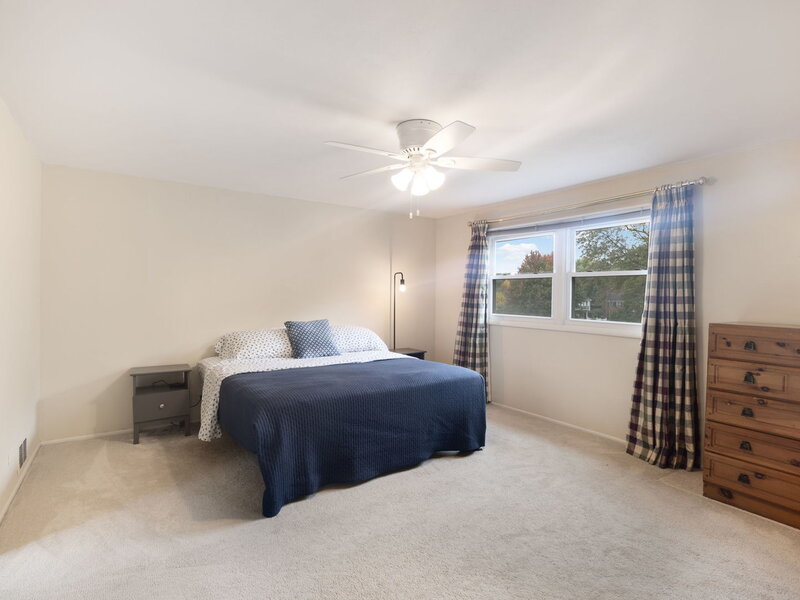 983 Bosworthfield Road Barrington IL 60010