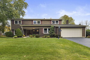 Photo of 983 Bosworthfield Road Barrington IL 60010