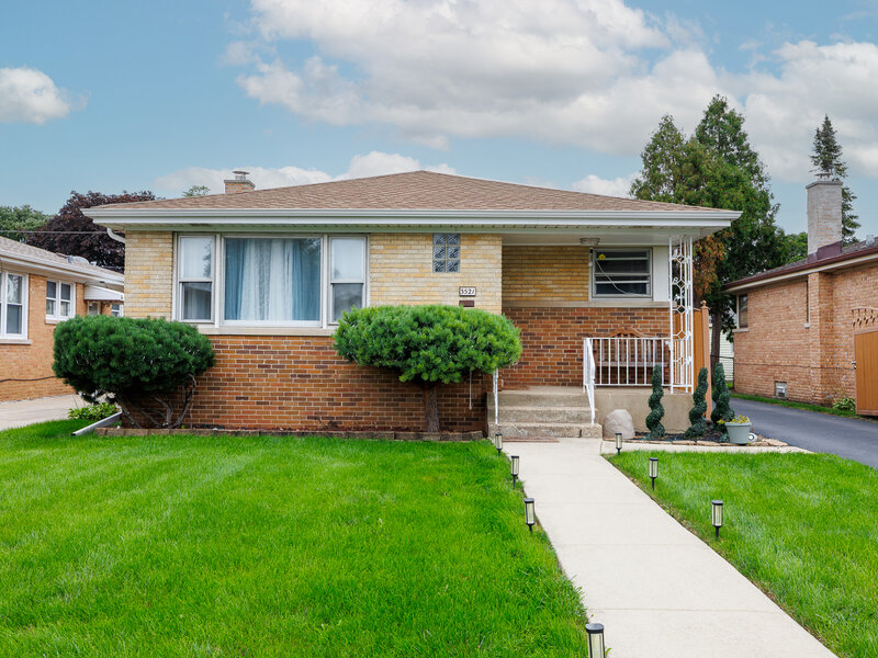 3521 Sarah Street Franklin Park IL 60131