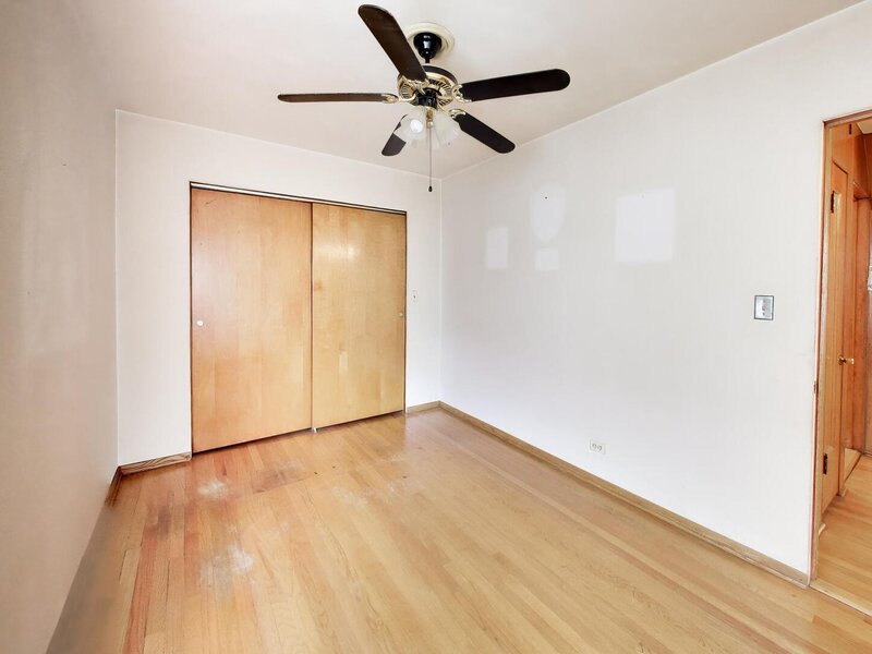 6126 W Berenice Avenue Chicago IL 60634