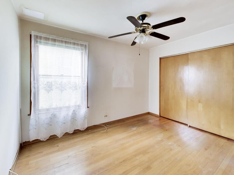 6126 W Berenice Avenue Chicago IL 60634
