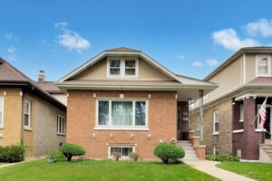 Photo of 6126 W Berenice Avenue Chicago IL 60634
